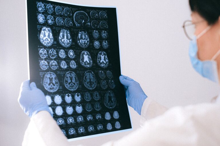 Early-onset cancer rates rose in all three countries, but not in the same way